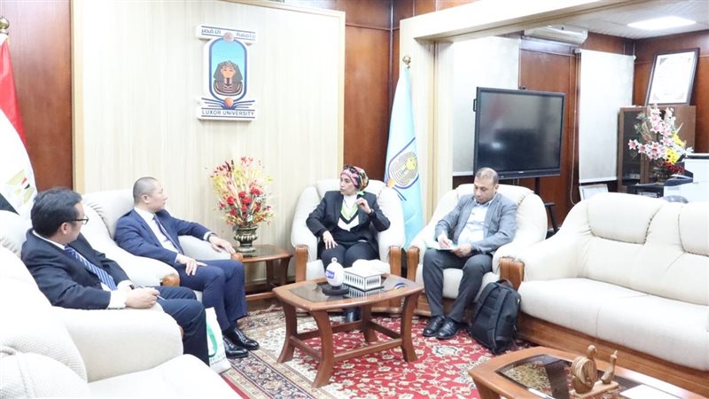 زيارة وفد من معهد