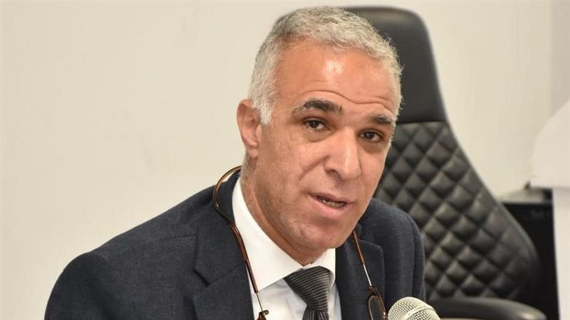 احمد فؤاد انور،فيتو