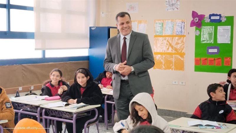 ياسر عماره وكيل وزارة
