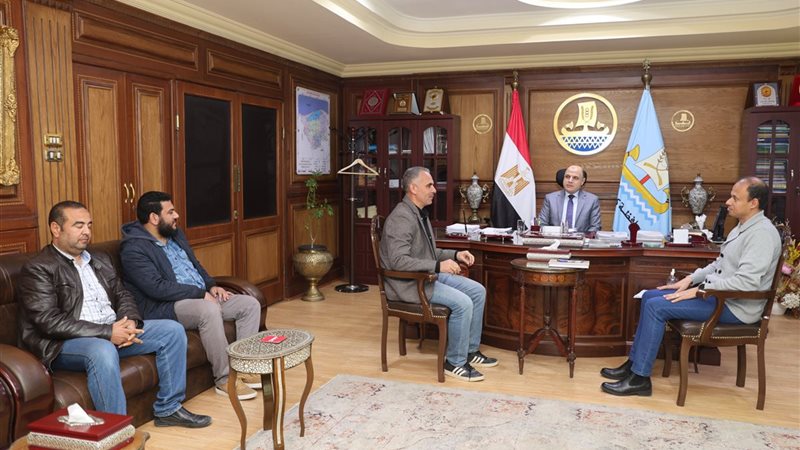 مناقشة تطهير بحيرة