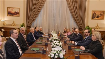  جبالي يؤكد لرئيس الشيوخ الإسباني رفض مصر تهجير الفلسطينيين