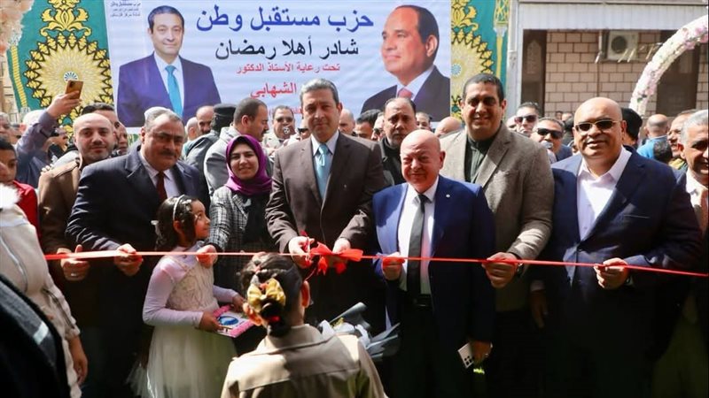 محافظ دمياط يفتتح