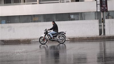 بدء انكسار الموجة الحارة، انخفاض الحرارة على أغلب الأنحاء، رياح مثيرة للأتربة جنوبا وأمطار على الشمال