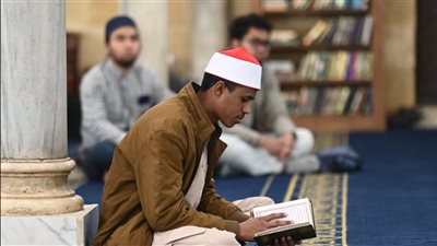 قرآن وذكر، أجواء روحانية في الجامع الأزهر على هامش ذكرى مرور 1085 عامًا على تأسيسه (صور)