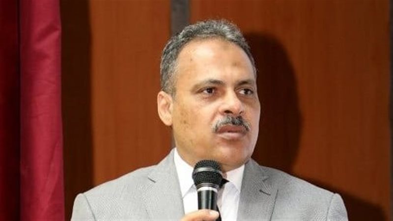  أشرف عامر رئيس مركز