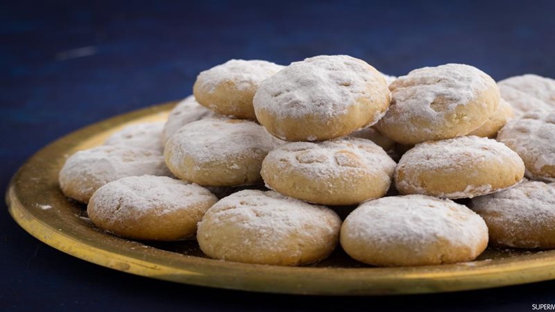 تفسير رؤية كعك العيد