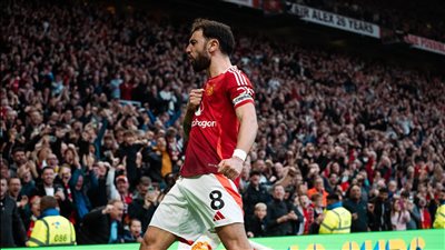 آرسنال يسقط في فخ التعادل الإيجابي أمام مانشستر يونايتد بالدوري الإنجليزي (فيديو وصور)