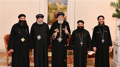 البابا تواضروس يتابع العمل الرعوي في كنائس السلام