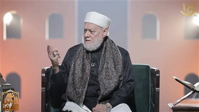 الشباب يتساءلون عن رؤية الميت في الحلم وهو فرحان، وليه بنخاف من الموت؟ علي جمعة يشرح