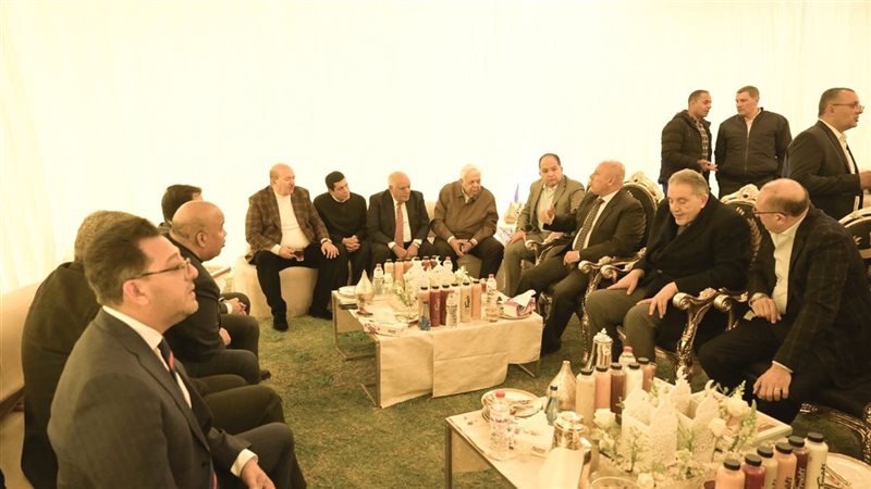 لقاء وزير الصناعة