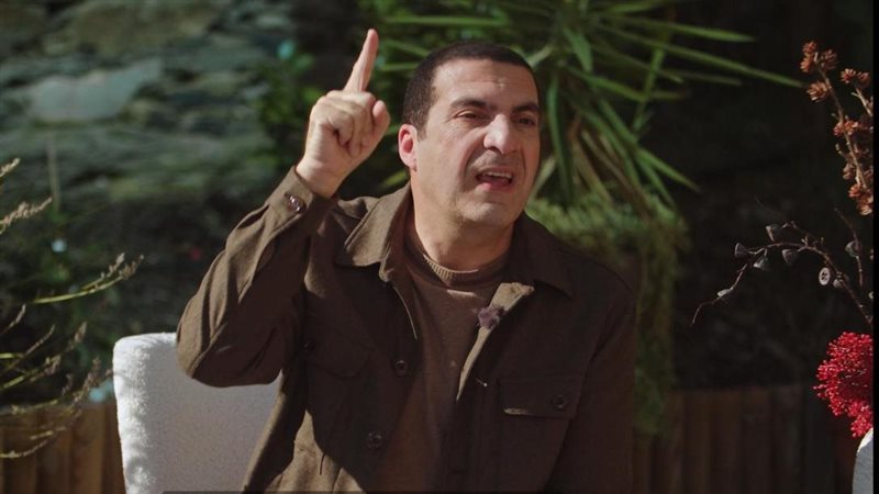 الدكتور عمرو خالد،