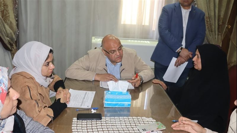 محافظ القليوبية خلال
