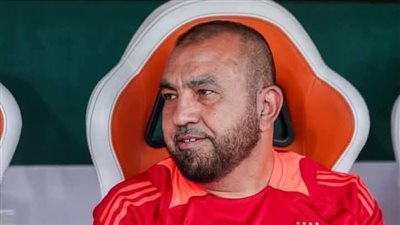 محمد رمضان يخطر لاعبي الأهلي بانتهاء معسكر الفريق والعودة إلى منازلهم