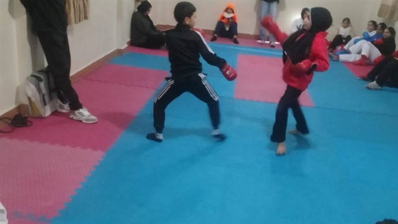 الأنشطة بمراكز شباب