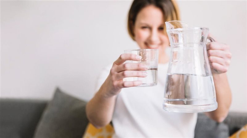الماء لعلاج الصداع