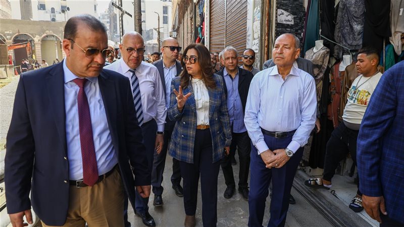 منال عوض تتفقد الموسكى،
