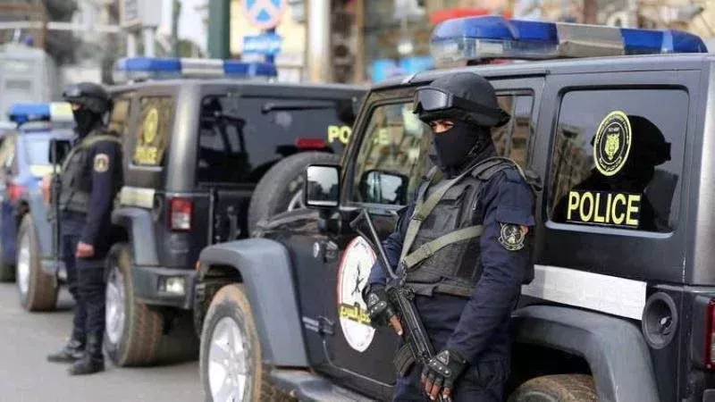 فريق بحث لكشف ملابسات