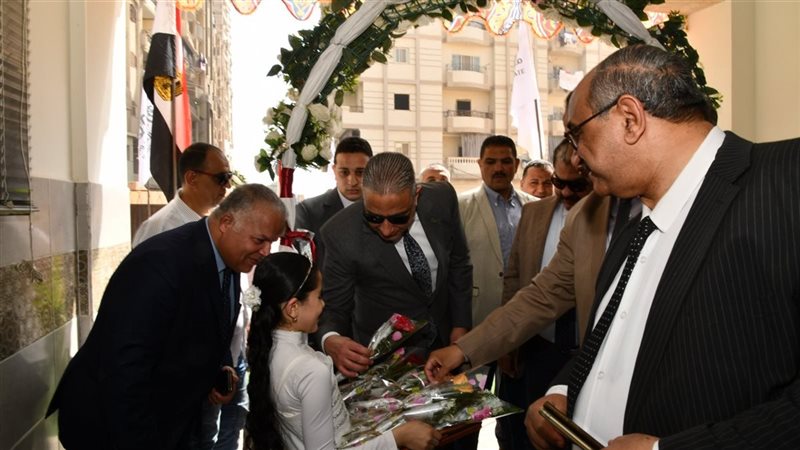 افتتاح مدرسة مصر