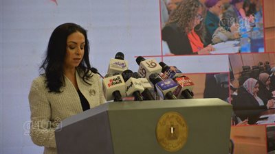 صاحبة المركز الثاني بمسابقة الأم المثالية، سنوات الألم والأمل في حياة الأسوانية منى سليمان 