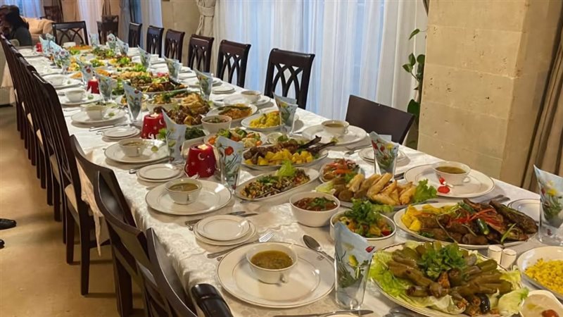 مائدة الإفطار المزعومة،