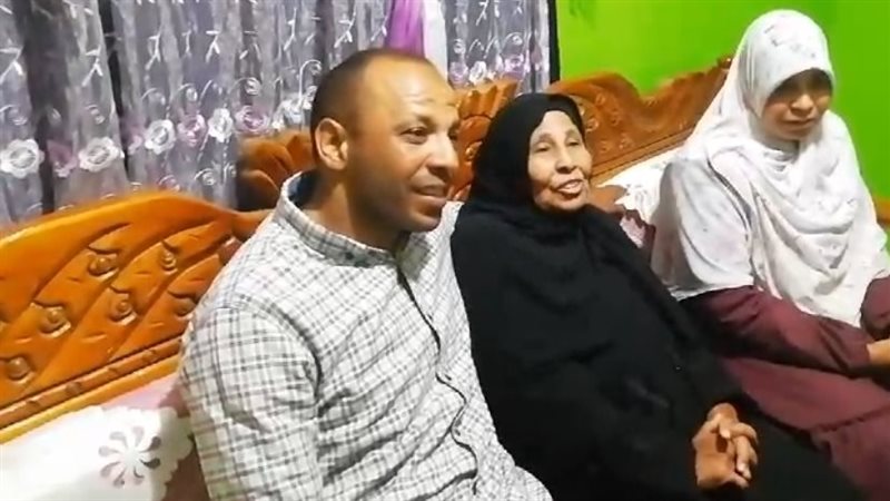 السيدة شربات الأم