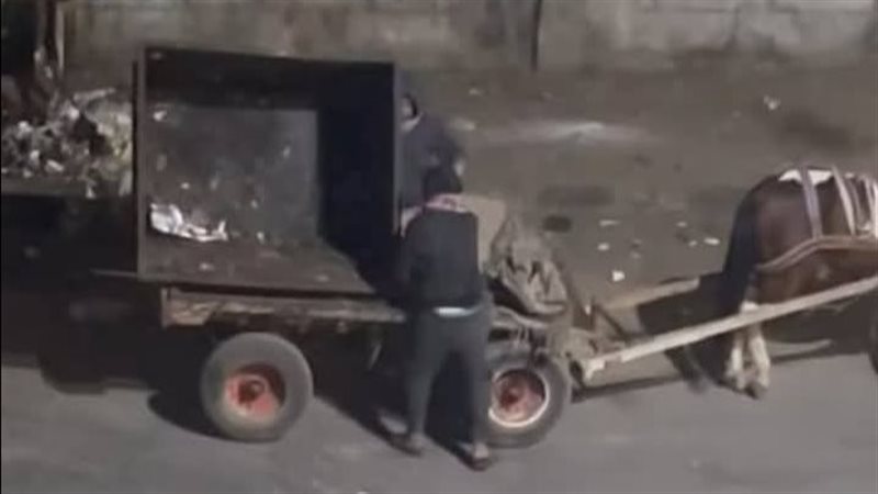 سرقة شخصان لصندوق