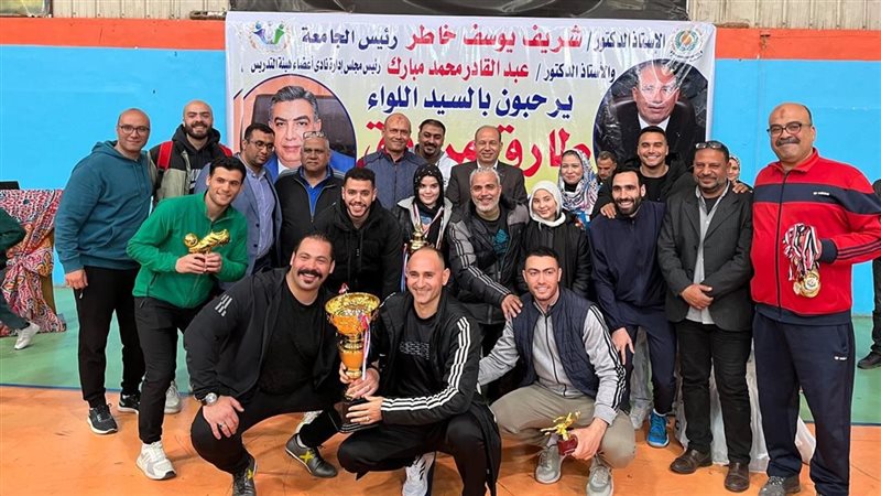 تكريم الفائزين بالدورة