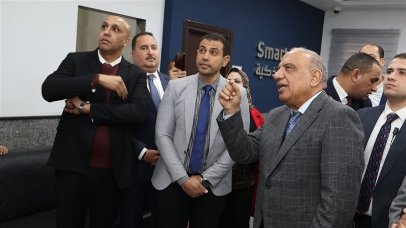 الدكتور محمود عصمت