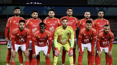 الأهلي يواجه زد استعدادًا لموقعة الهلال السوداني 