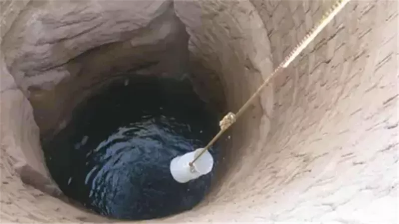 بئر ماء، فيتو