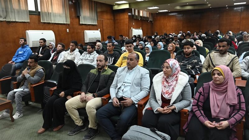 جانب من الندوة، فيتو