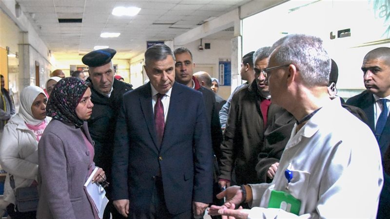 المحافظ ومدير المستشفى،فيتو