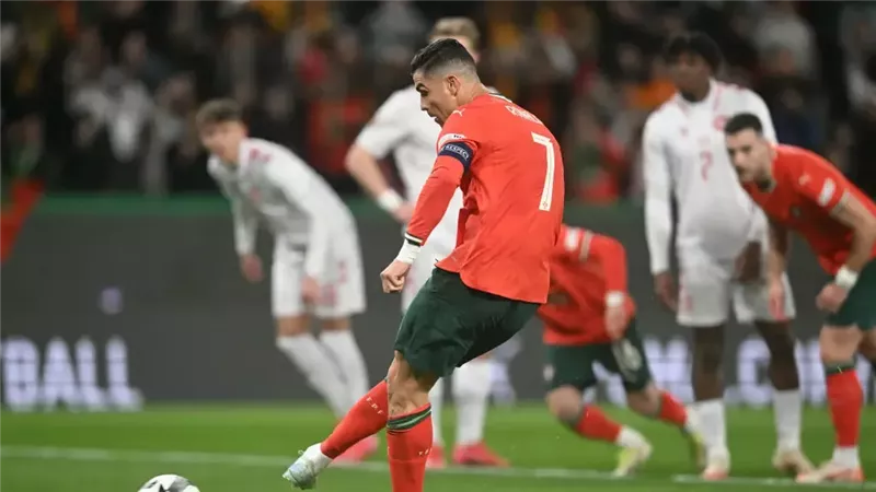 البرتغال والدنمارك،