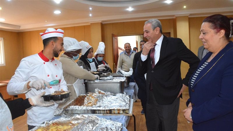 محافظ الغربية يتفقد