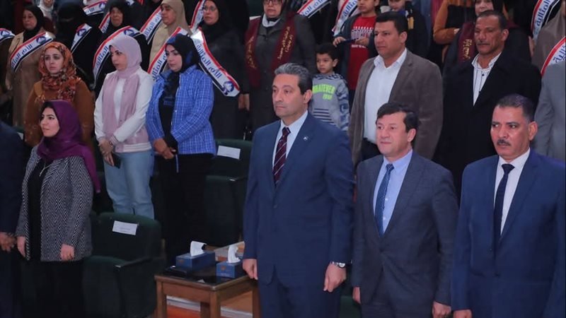 محافظ دمياط يُكرم