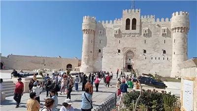 قلعة قايتباي تستعد لعيد الفطر بصيانة شاملة (صور)
