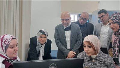 لجنة 