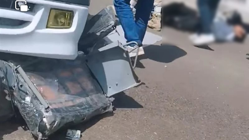انقلاب وتصادم سيارة