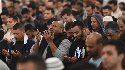 هل ورد دعاء الجمعة عن النبي وهل له صيغة محددة؟