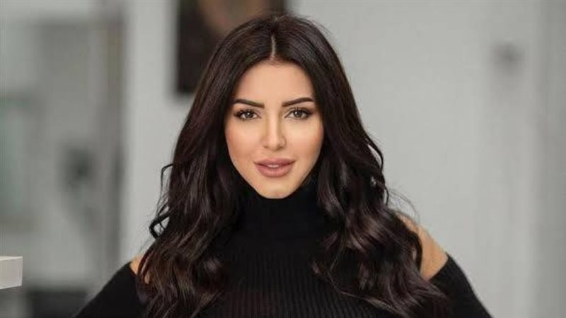 الفنانة إيناس النجار،