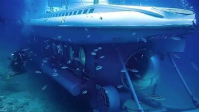 الصور الأولى للحظة غرق الغواصة السياحية في الغردقة
