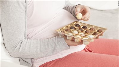 أضرار الإفراط في تناول كعك وبسكويت عيد الفطر