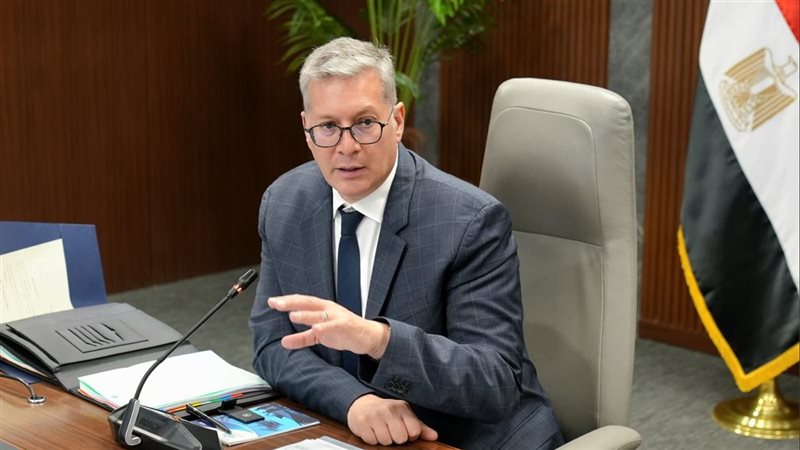 المهندس كريم بدوي،فيتو