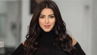   رسالة مؤثرة من الفنانة سوار بعد رحيل شقيقتها إيناس النجار