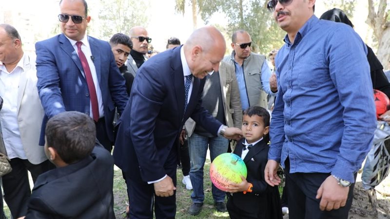 الحديقة الدولية،فيتو