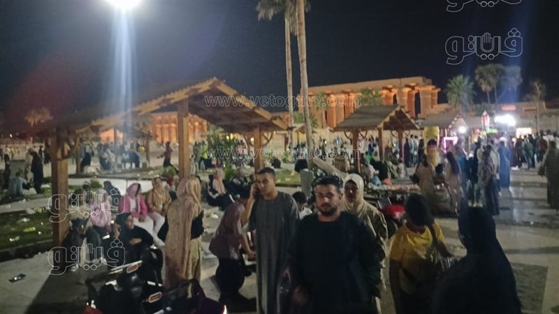 أثناء الاحتفالات،