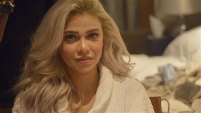 نور شريف تقتل زوجها في ستات بيت المعادي