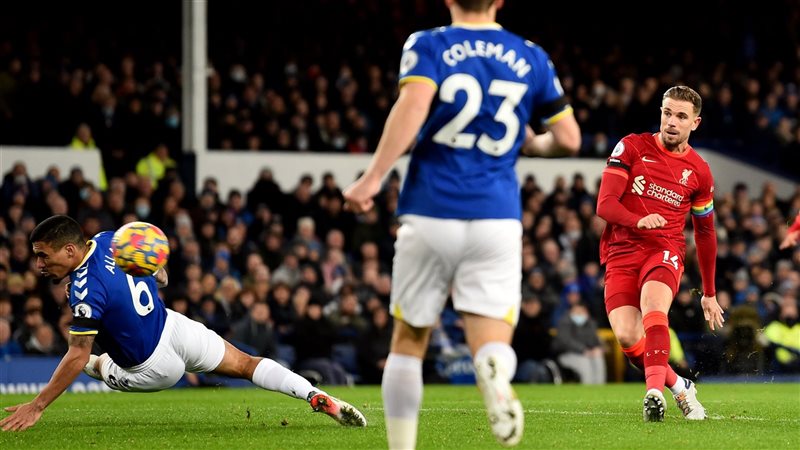 ليفربول وإيفرتون