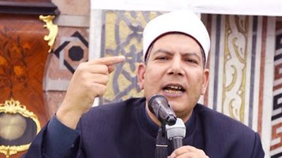 نوح العيسوي خطيبًا.. نقل شعائر صلاة الجمعة من مسجد الشمولوسي