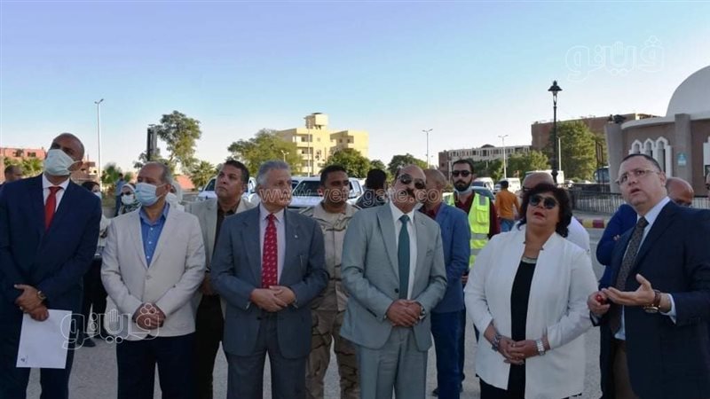 وزيرة الثقافة ومحافظ